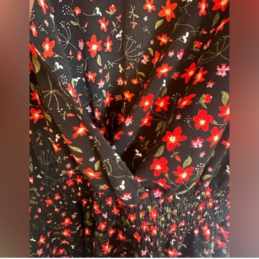 Cleo Petites Women Size XL Floral Midi Dress Black Red White Ruched Waist V Neck - Picture 4 of 6